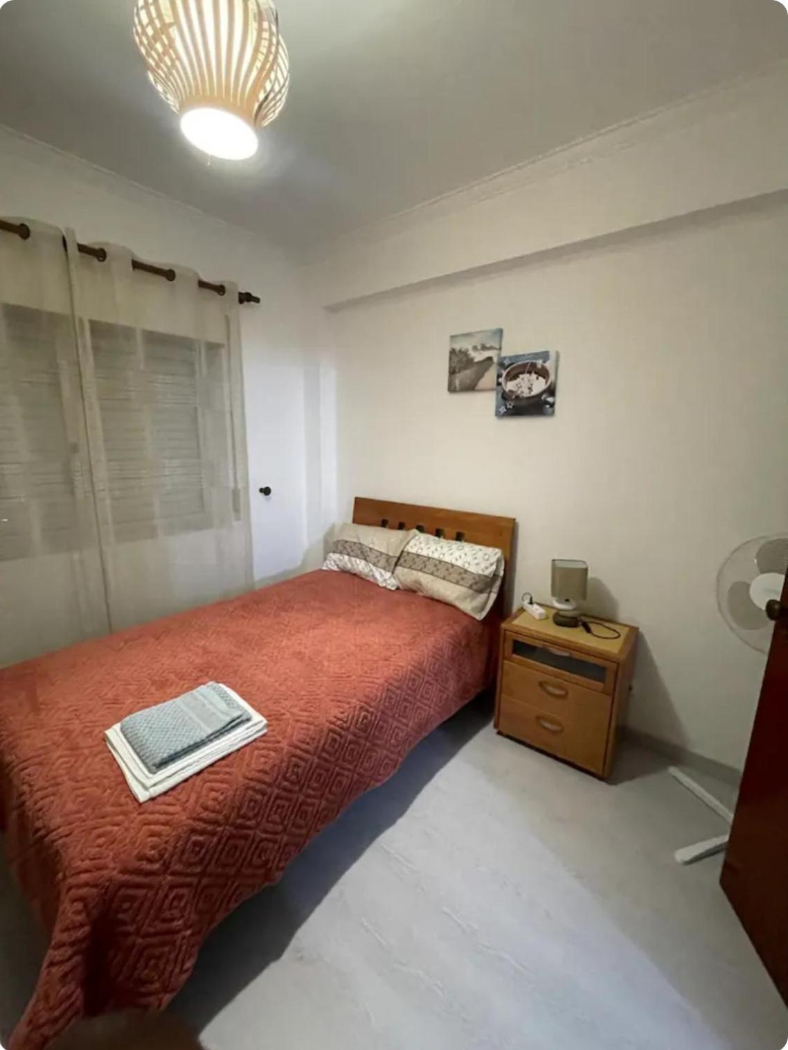 Апартаменты Quarto Calmo E Acolhedor Алмада Экстерьер фото