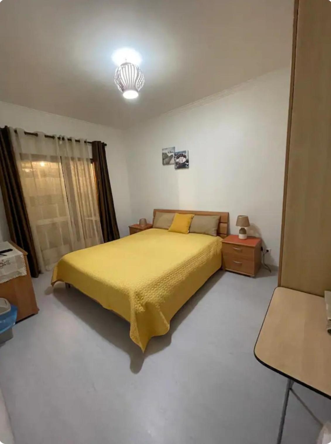 Апартаменты Quarto Calmo E Acolhedor Алмада Экстерьер фото