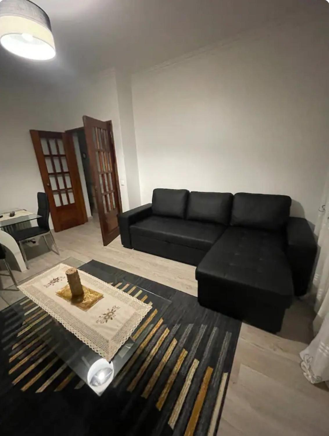 Апартаменты Quarto Calmo E Acolhedor Алмада Экстерьер фото
